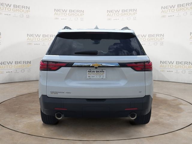 2023 Chevrolet Traverse — interior view